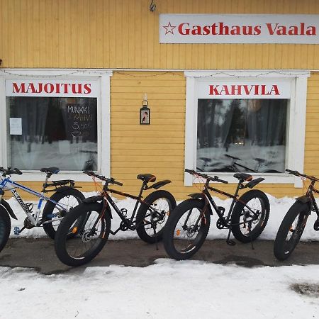 Gasthaus Vaala Oy Aparthotel Bagian luar foto