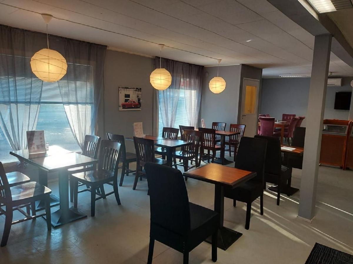 Gasthaus Vaala Oy Aparthotel Bagian luar foto